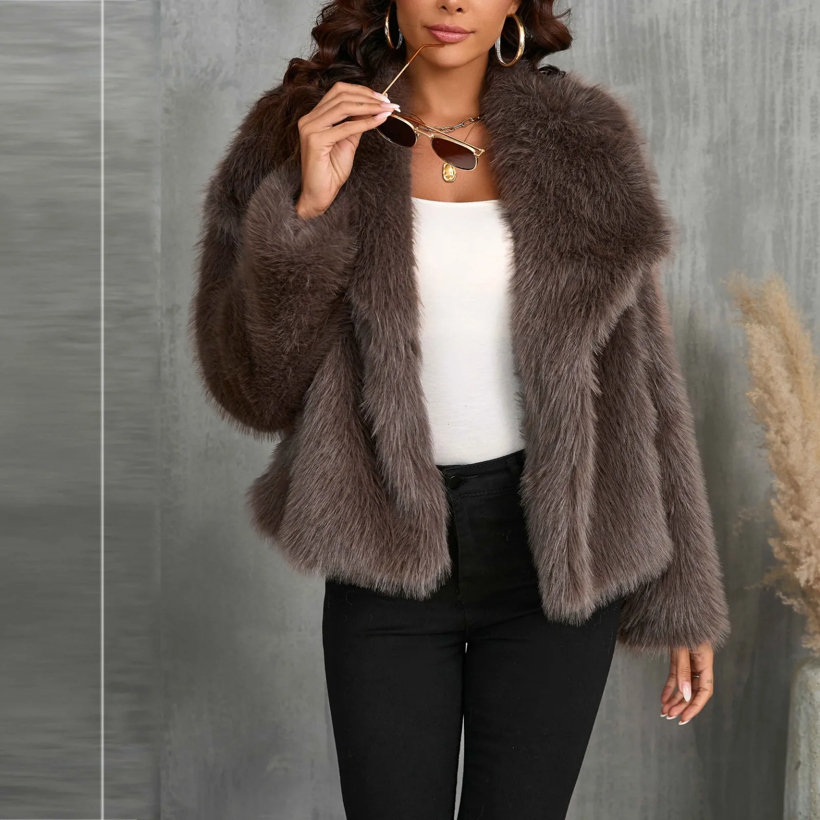 Winter New Fashion Gradient Fluffy Fur Coat Women High Street Luxury Big Fur Collar Faux Fox Fur Jacket Female Overcoats