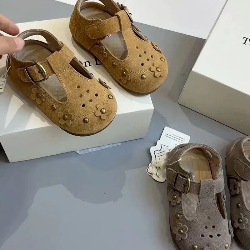 Kinder Prinzessinnen-Sandalen Süße Einfache Blumen Mädchen Freizeitsandalen T-Riemen Trendy 2026 Sommer Neue Kinder-Modeschuhe Weiche Sohle – Detail 3