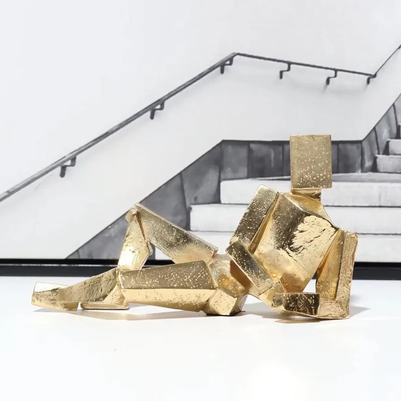 

Современный металлический лак, золотая лежачая фигура, скульптура, ремесленная прихожая, настольные украшения, художественная статуя персонажа, эстетическое украшение