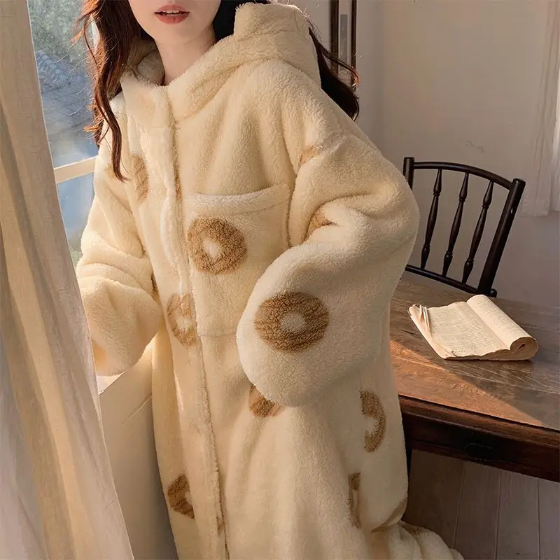 

Coral Fleece Night Gown Female Wintertime Antistatic Pajamas Female Thickening Type It's Over The Knee Flannel Loungewear Winter