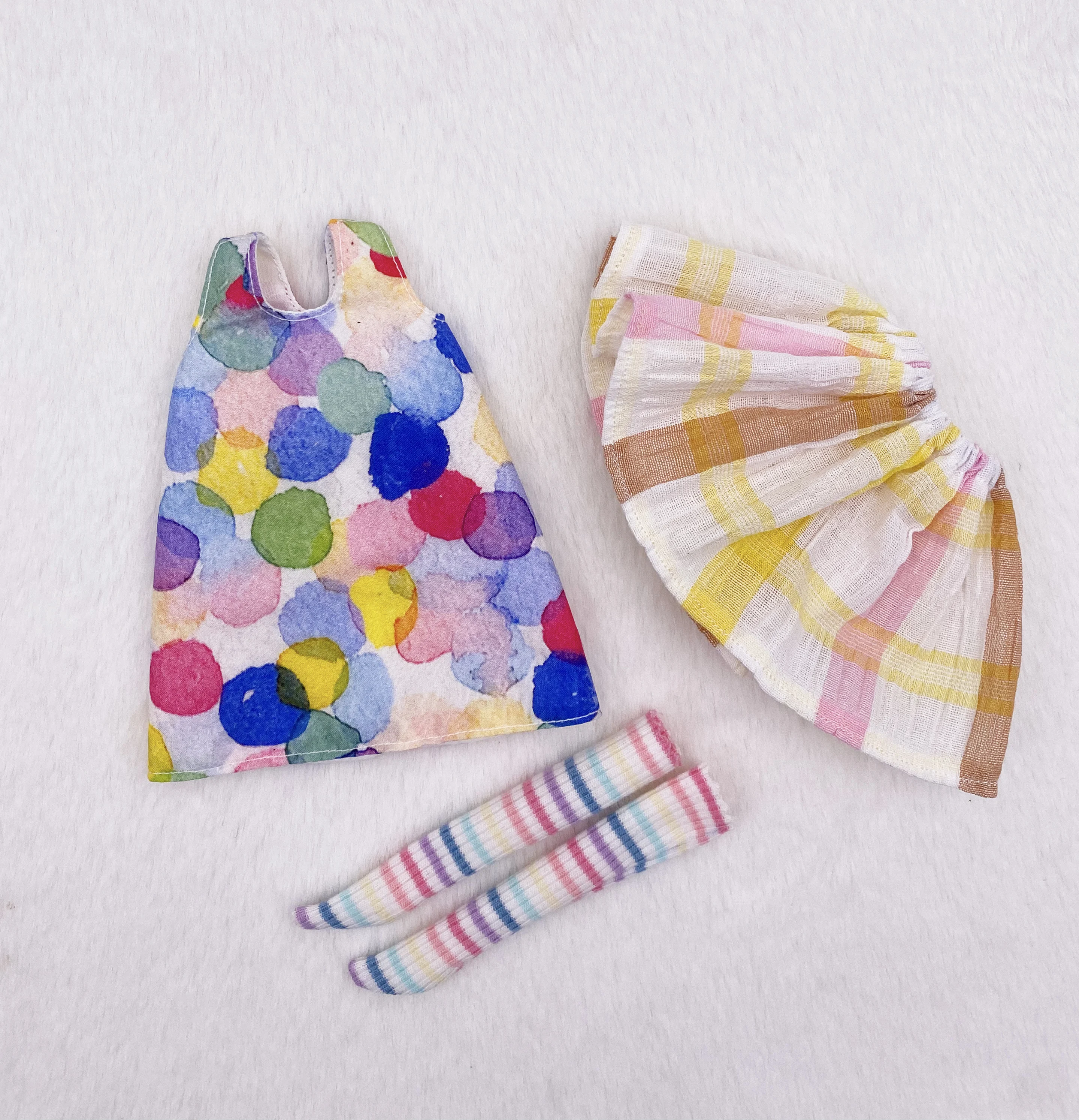 

Одежда и юбки для кукол Kari 2026: Яркий комплект с юбкой в стиле граффити и желтой юбкой для кукол Landazz Landoudou