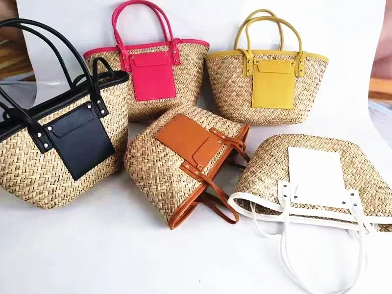 

Summer New Beach Bag Simple and Large Capacity Grass Woven Tote Handbag Fashionable and Versatile Handwoven Shoulder Women's Bag