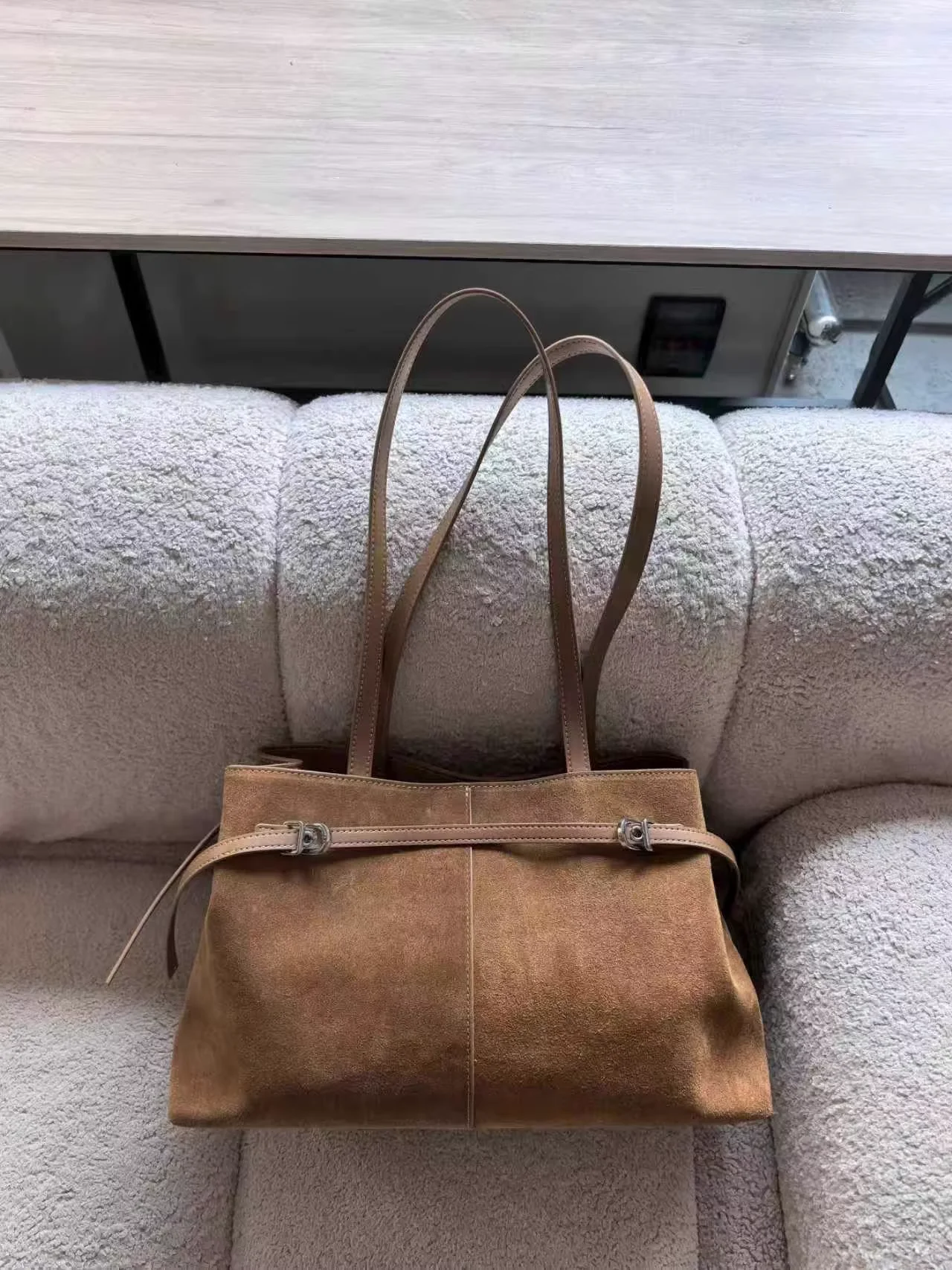 

New Style Women's Top Grain Leather Frosted Texture Handbag Commuter Versatile Large Capacity Faux Velvet Retro Handbag