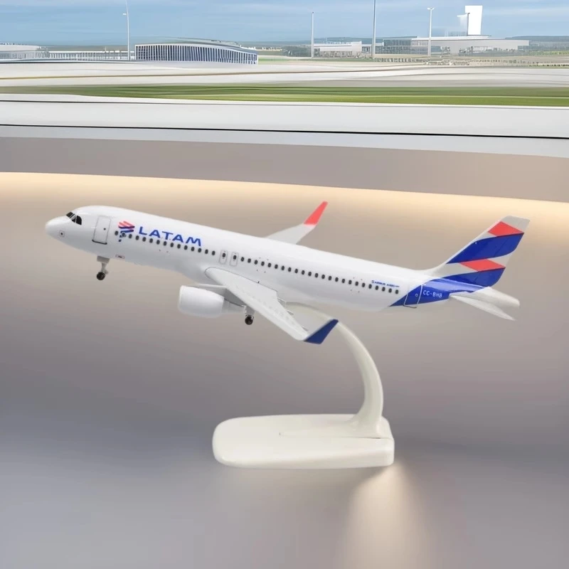 

Aircraft Models A320 Latam Airlines 20cm Standing Passenger Airplane Metal Planes Are Suitable For Decoration And Display Air