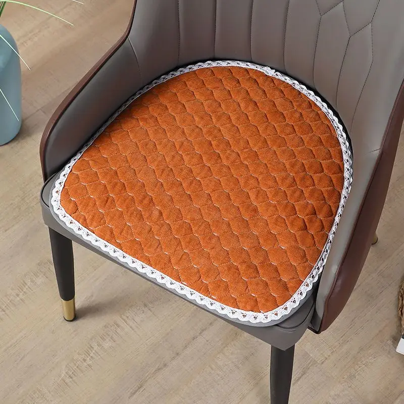 Sedia da pranzo a forma di ferro di cavallo in stile di lusso leggero tappetino antiscivolo decorazioni per la casa alla moda cuscino per sedile