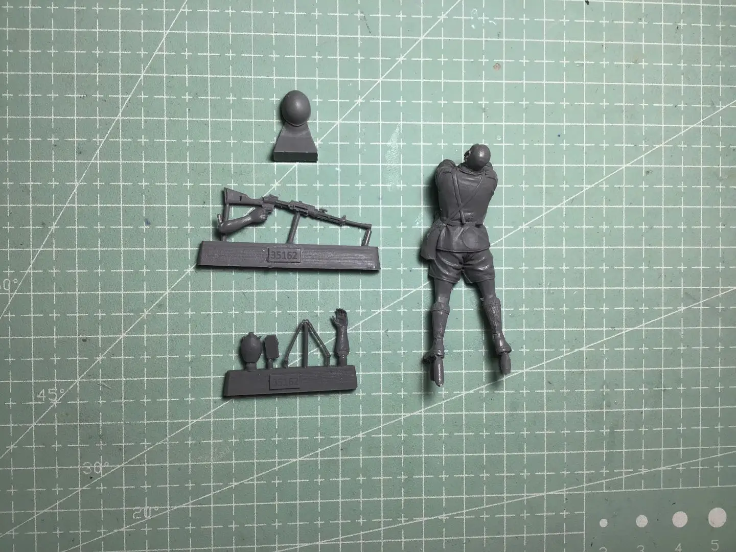 1/35 Resin Model Figure GK， Unassembled and unpainted kit