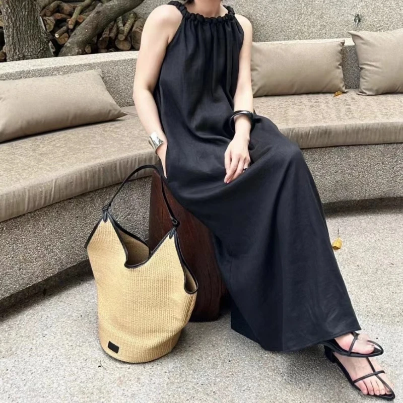 

2026 Summer Women Luxury Brand Large Capacity Straw Spring Summer Season Niche Design Beach Weave Single Shoulder Commute Bag