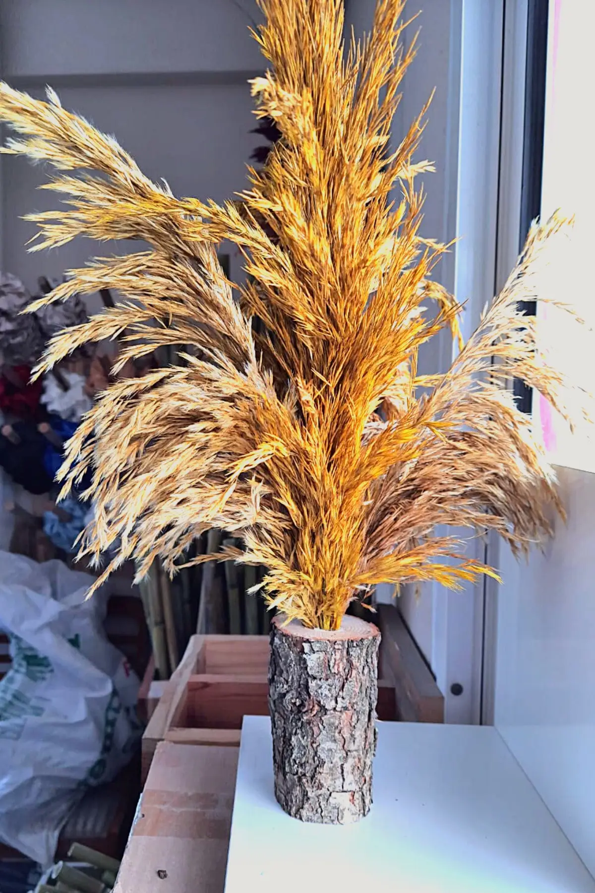 

Yellow Decorative Natural Pampas Log Flower Pot, Event, Wedding & Entertainment Table Ornament & Decor