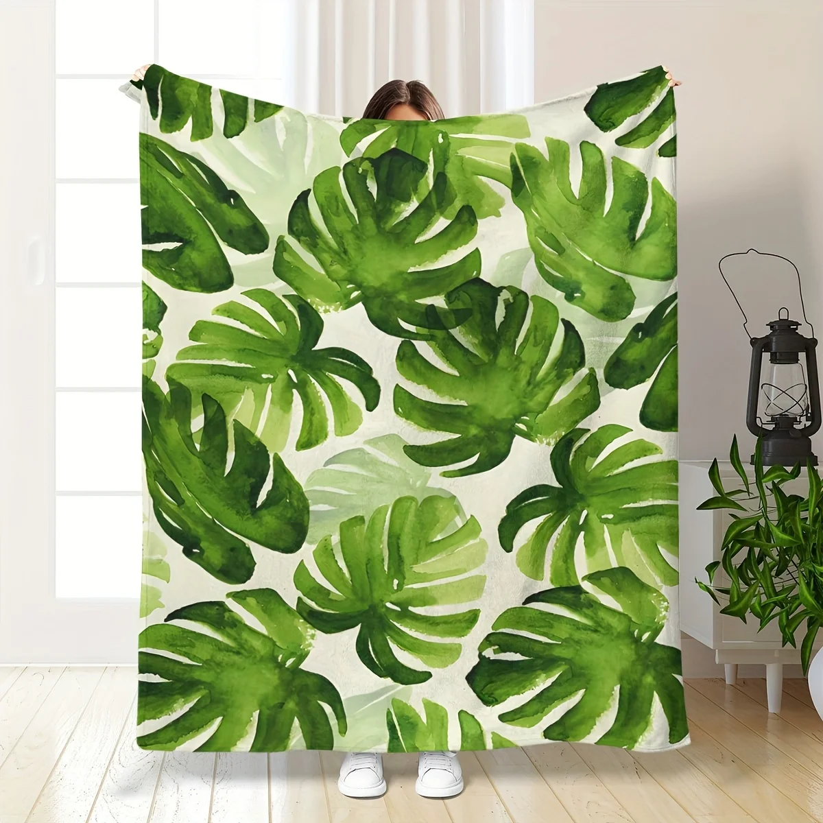 

Contemporary Reversible Flannel Throw Blanket with Tropical Palm Leaf Pattern – Soft Cozy