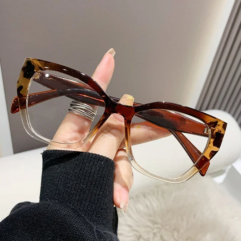 

Blue Light Blocking Glasses for Women Fashion Designers Optical Eyeglasses Eye Protection Anti-Blue Light Computer Eyewear