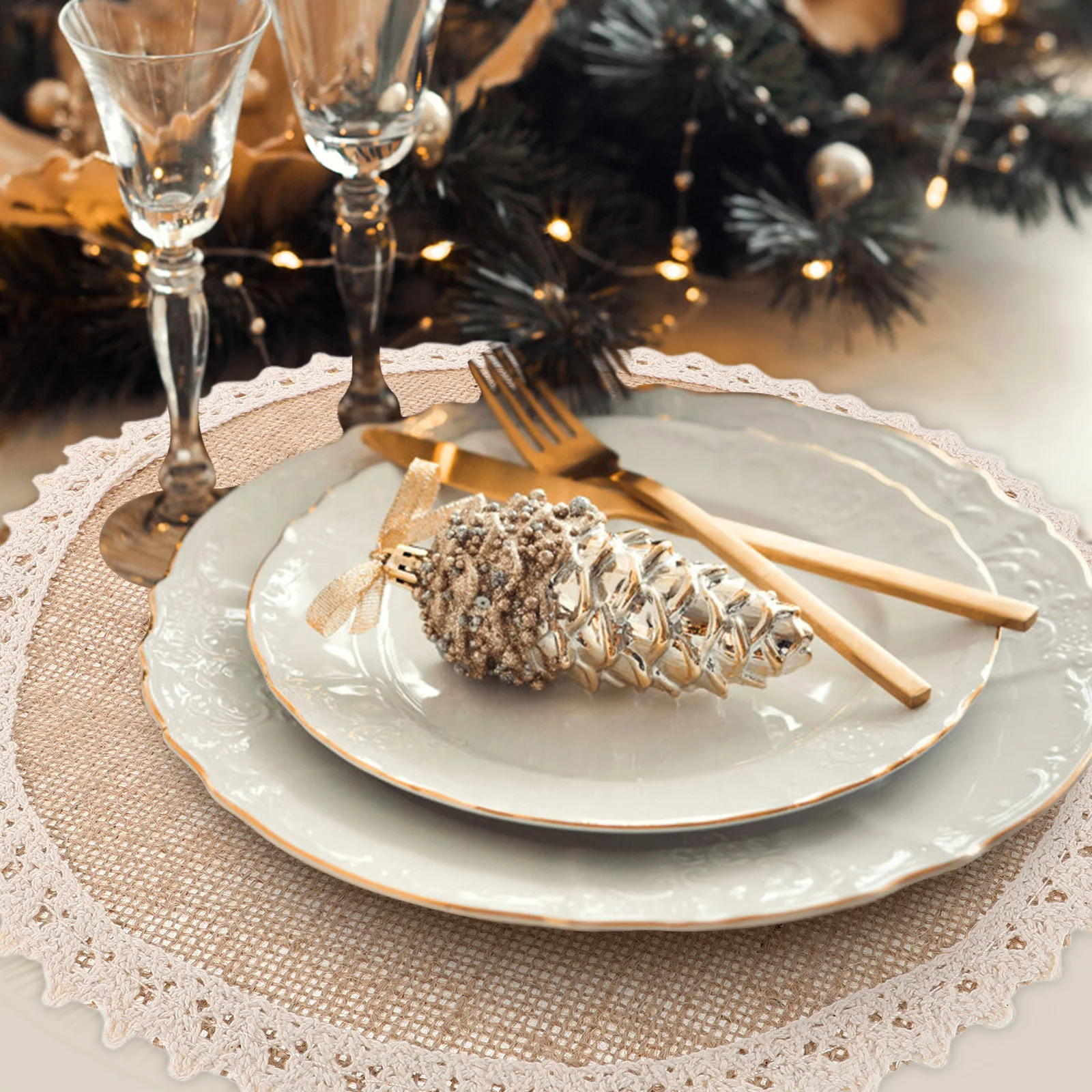 

4Pcs Round Natural Linen Placemats Rustic Lace Trim Table Mats Farmhouse Dining Room Table Decoration Heat Resistant