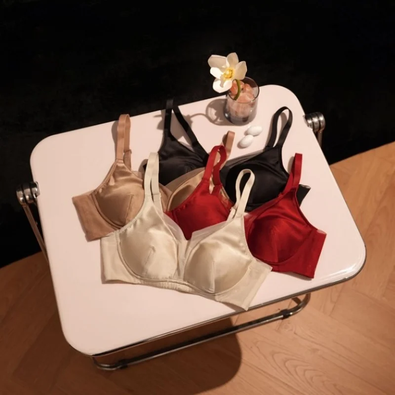 Birdtree 19MM 93% Silk 7% Spandex Bra,Women Wireless 3/4 Cup Bralette Linerie Underwear,2025 Autumn Winter New A5N221JF