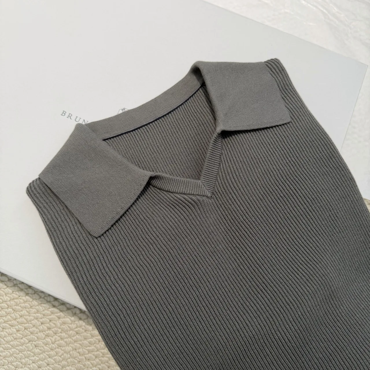 Men's cotton knit polo shirt with turn-down collar - soft, warm, and minimalist 