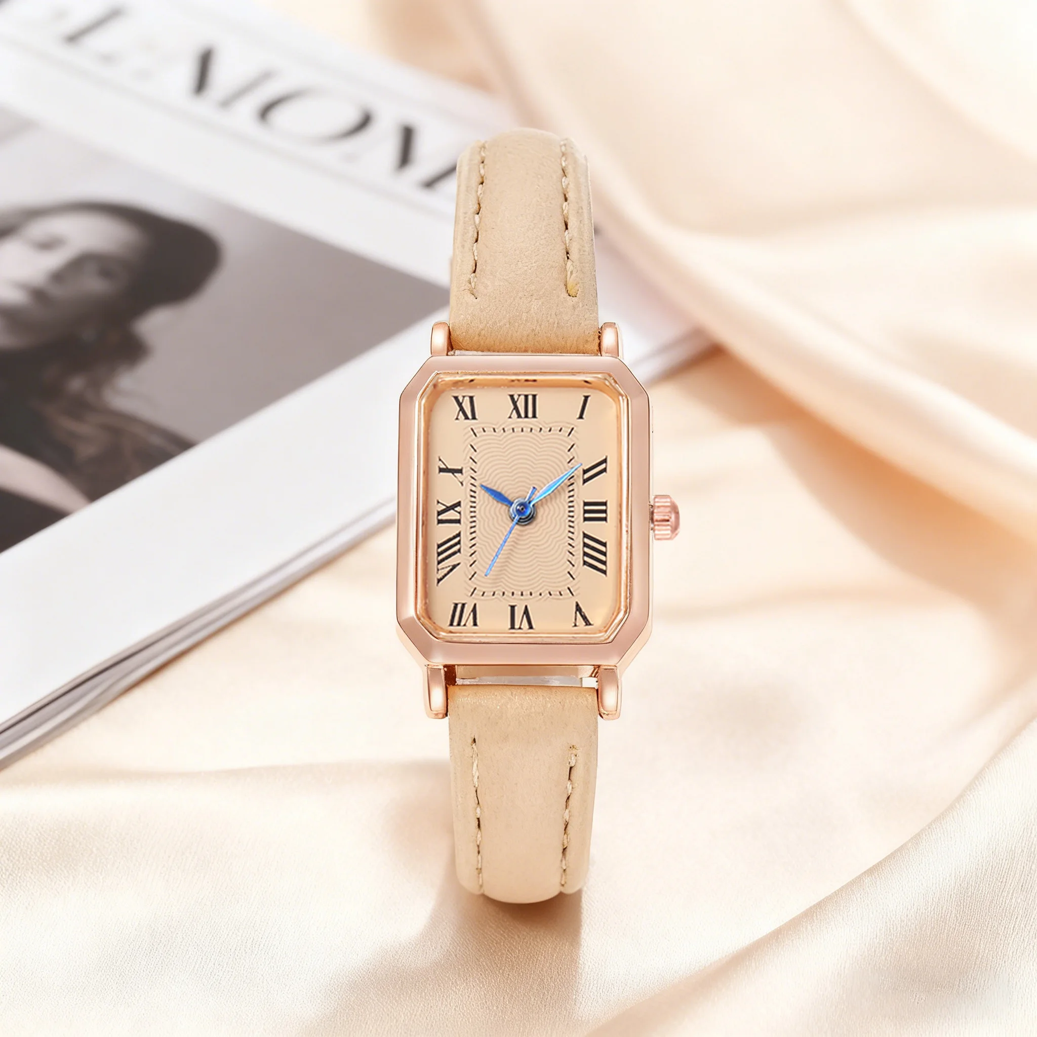 

Элегантные женские квадратные кварцевые часы, винтажные наручные часы с кожаным ремешком, роскошные часы из розового золота с римскими цифрами для повседневного использования