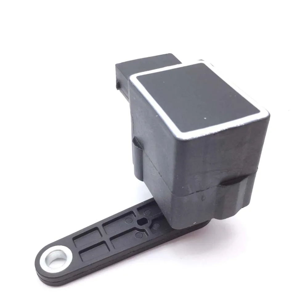 

Headlight level sensor For Volvo S60 S80 V70 XC 2.3 2.4 2.5L 8622446,30645605,30782822,31300198