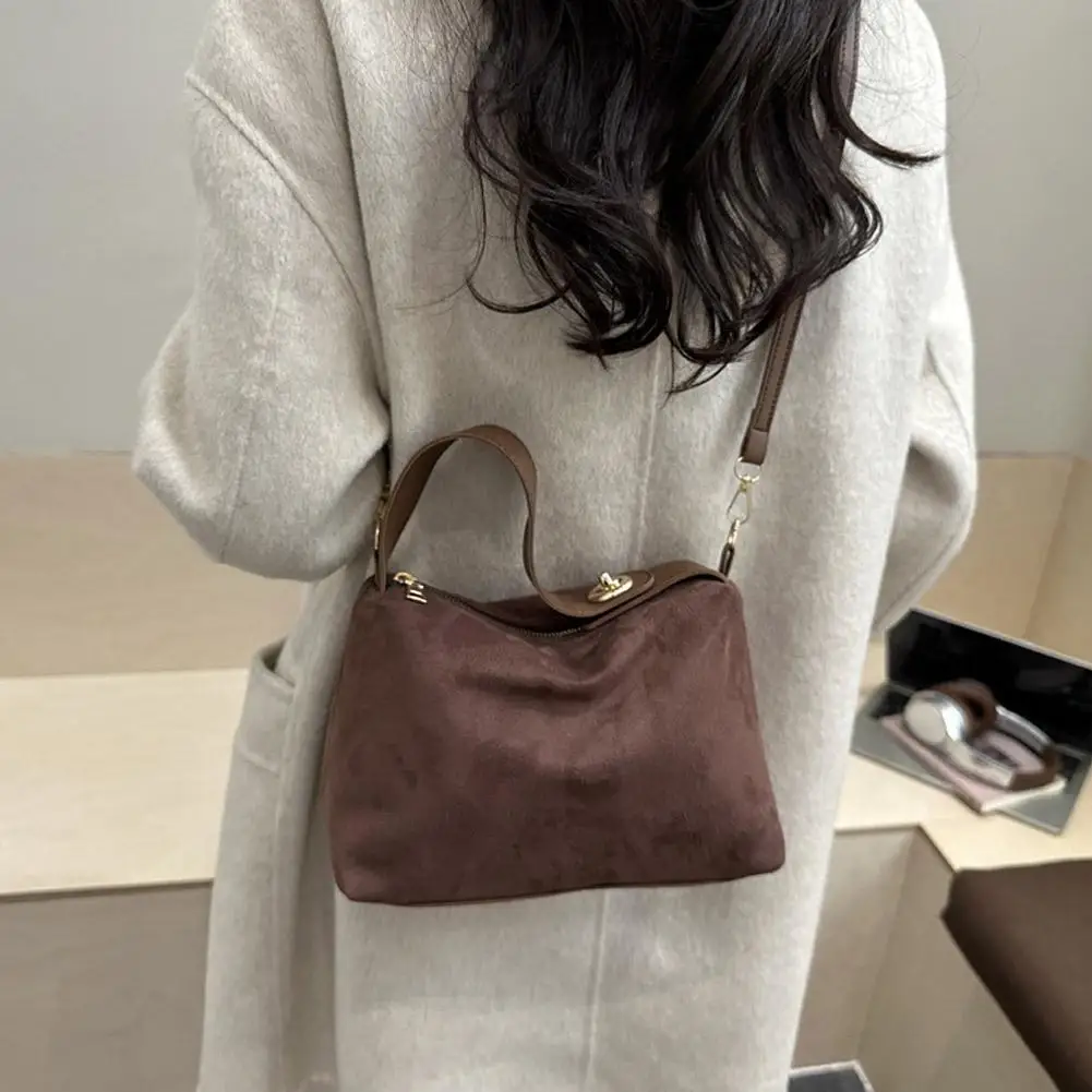 Vintage-Umhängetasche, große Kapazität, Tragetasche aus mattiertem Leder, lässige Crossbody-Pendlerhandtasche für Damen – Detail 16