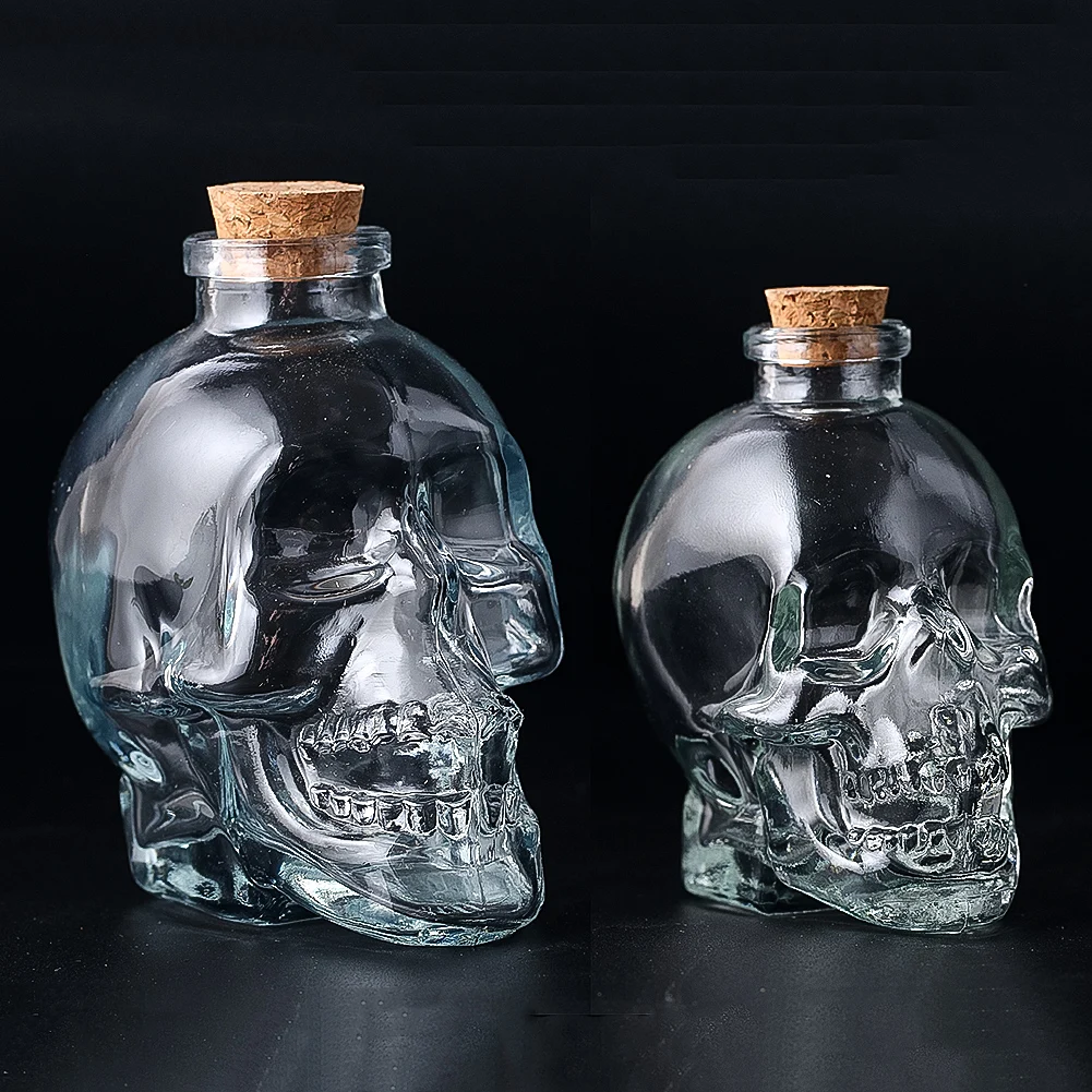 

1PC Halloween Skull Bottle Creative Personalised Drinkware Wine Dispenser Transparent Cork Sealed Glass Bottle Cups