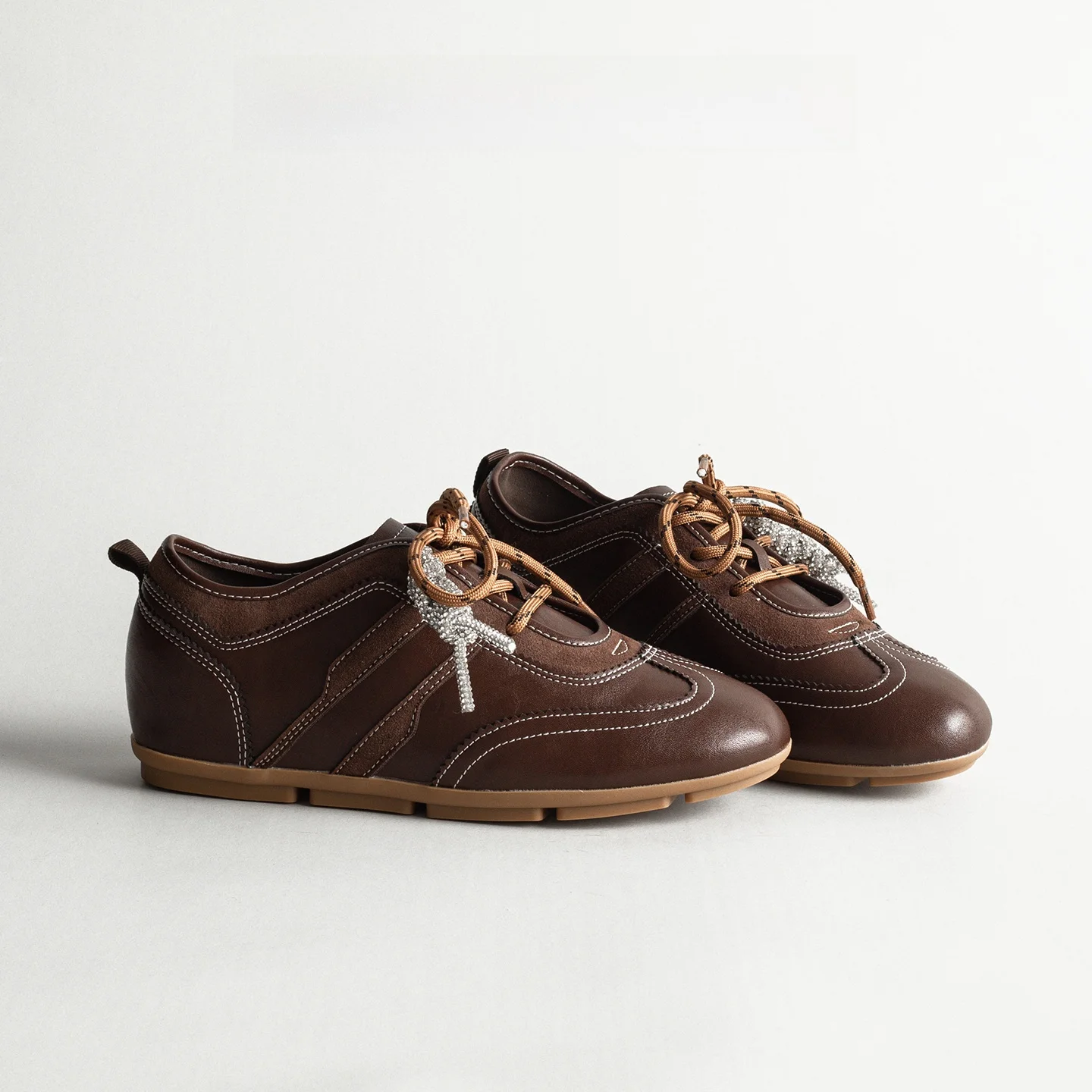 chaussures-vintage-duxin-pour-femme-decontractees-en-cuir-style-retro-a-talon-plat-confortables-a-brides-croisees-toutes-saisons