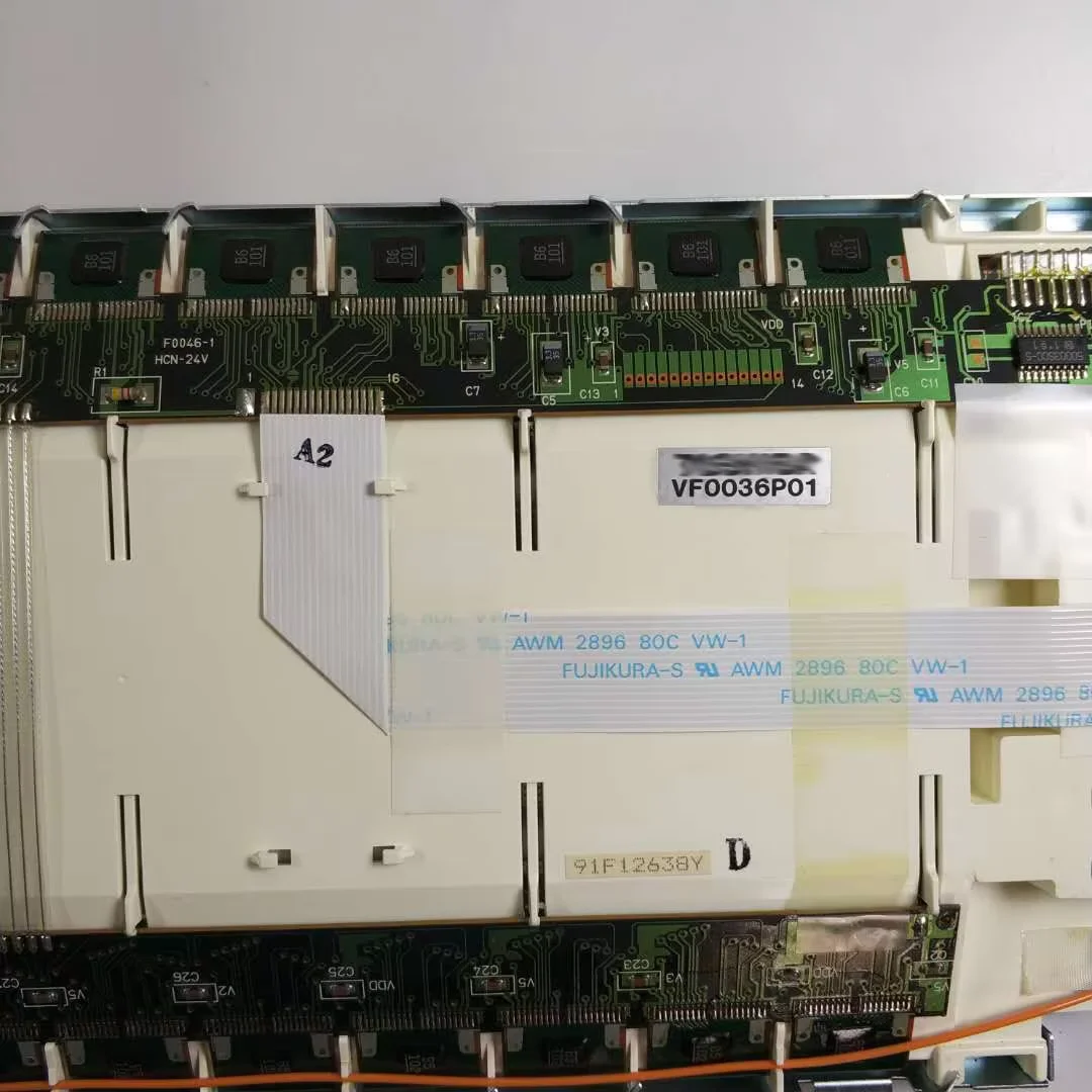 LM64135Z ЖК-экран