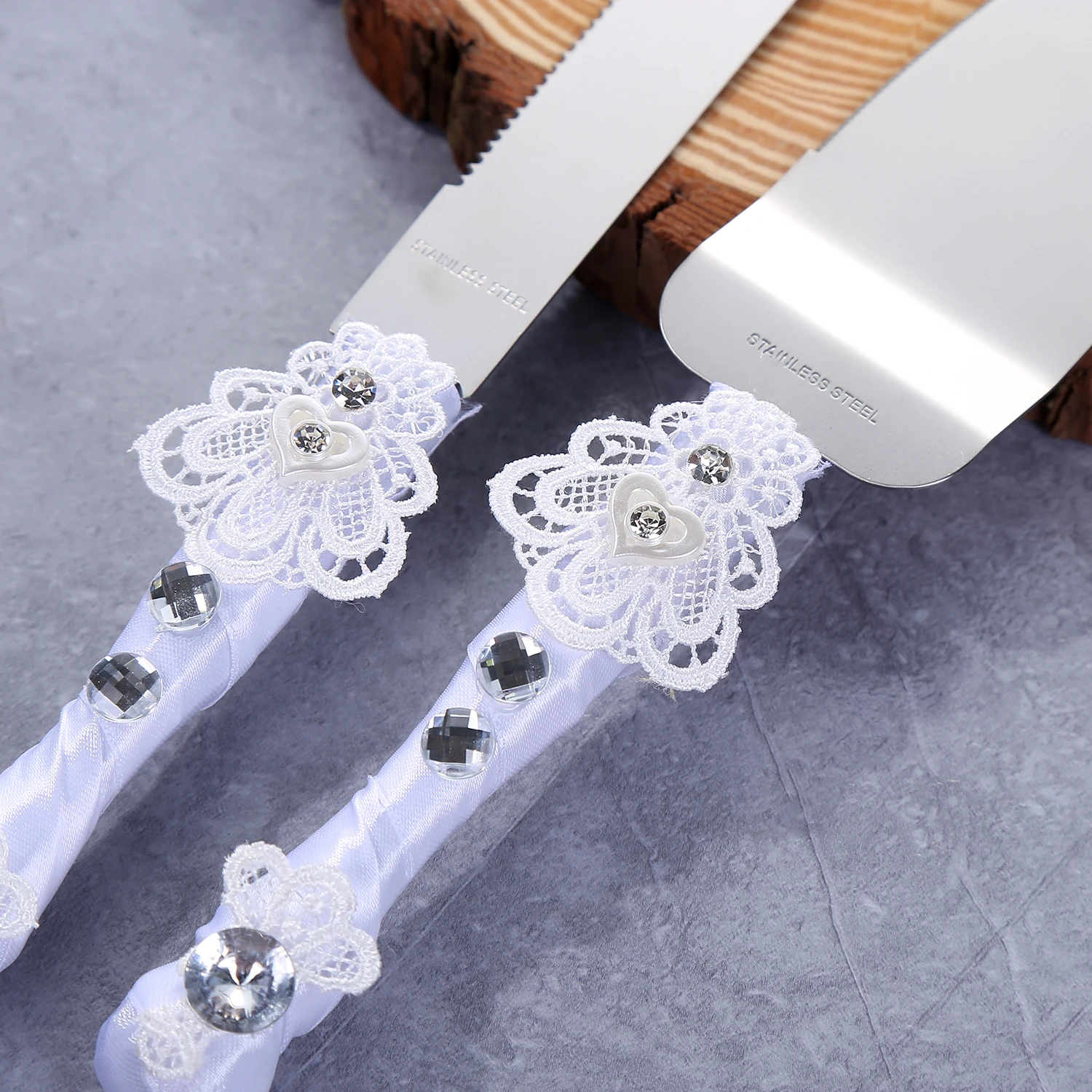 Romantic Wedding Cake Cutter And Server Set Couple's Memorial Party Dessert Slicer Baking Gift Kit for Celebration