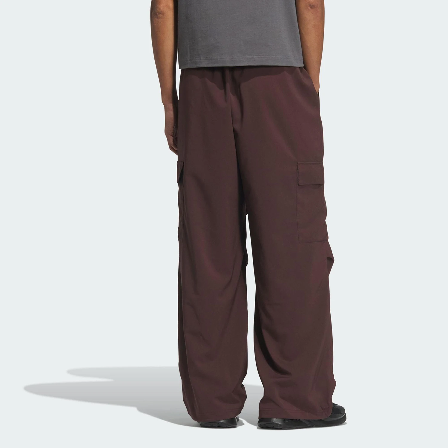 아디다스 정품 2025 신상 남성 캐주얼 자외선 차단 루즈 스포츠 팬츠 KA9313