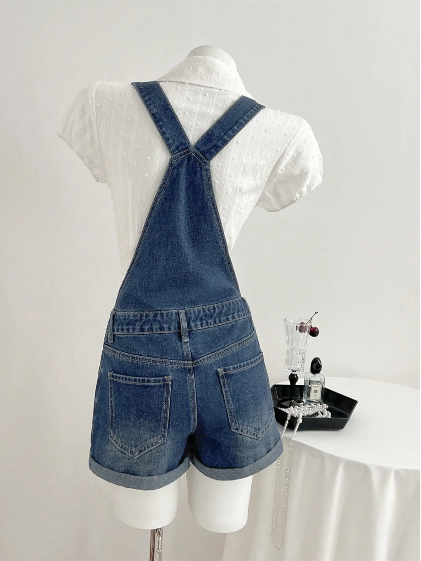 Damen-Overall-Shorts aus lockerem blauem Denim, amerikanischer Y2K-Stil, koreanische, dünne, hoch taillierte 2026 Sommer-Streetwear-Shorts mit Bündchen, lässige Shorts – Detail 2