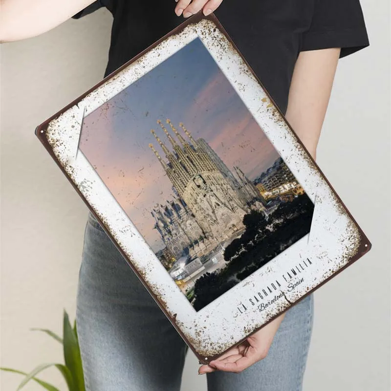 La Sagrada Familia Poster Home Decoration Accessories Tin Plaques Custom Decor for Room Retro Metal Signs for Wall Decoration