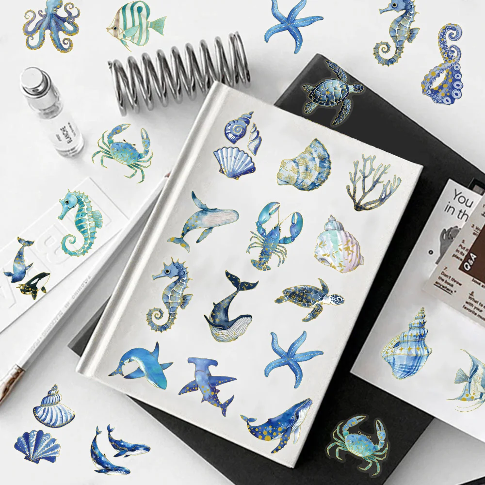 50 STKS Marine Life Gouden Decoratieve Stickers, Geschikt voor Computer Plakboeken, Koelkasten, Telefoonhoesjes, Speelgoed Decoratieve Sticker