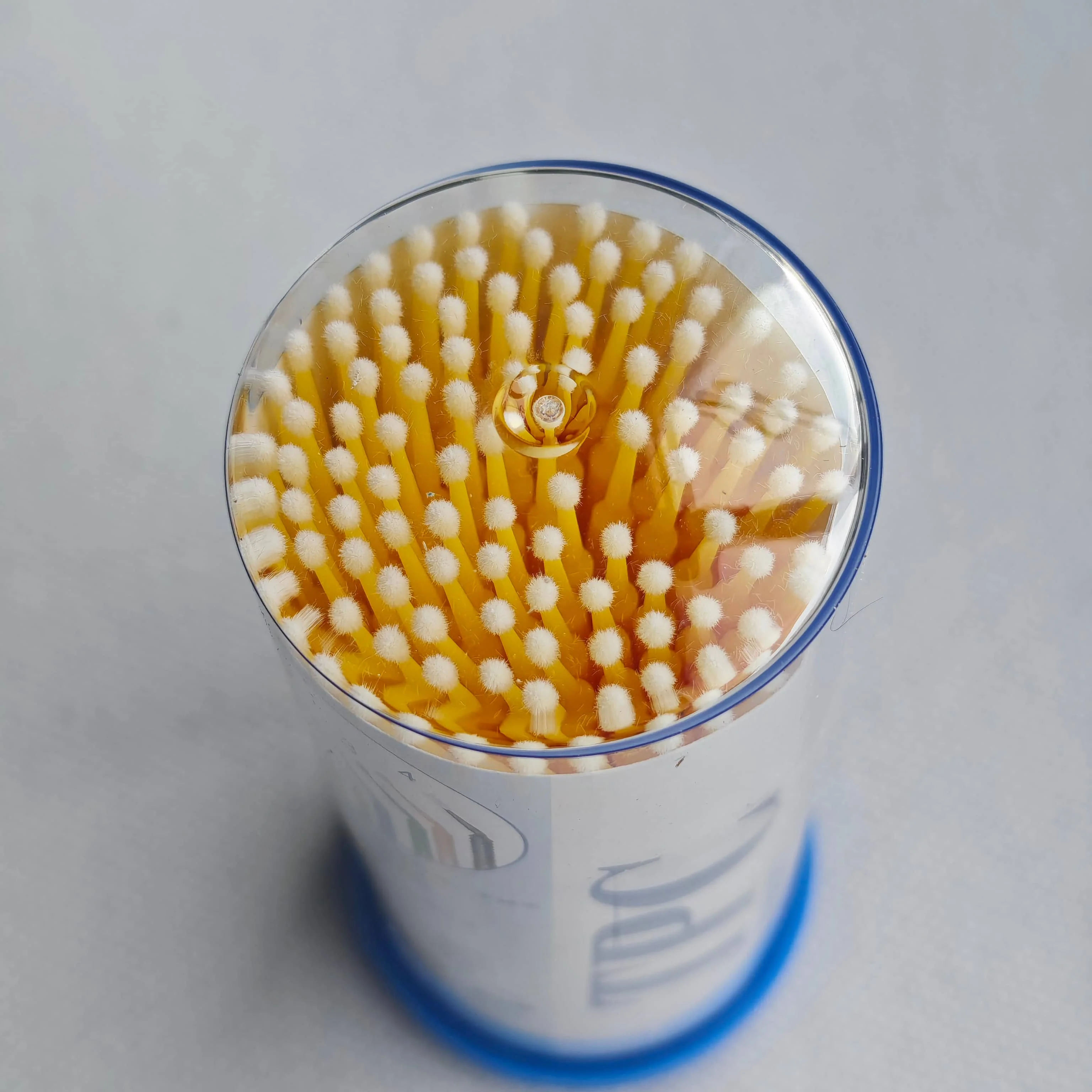 400Pcs Disposable Bendable TPC Micro Applicator Brushes Lint-Free Durable Sticks for Dental Oral Beauty Coating
