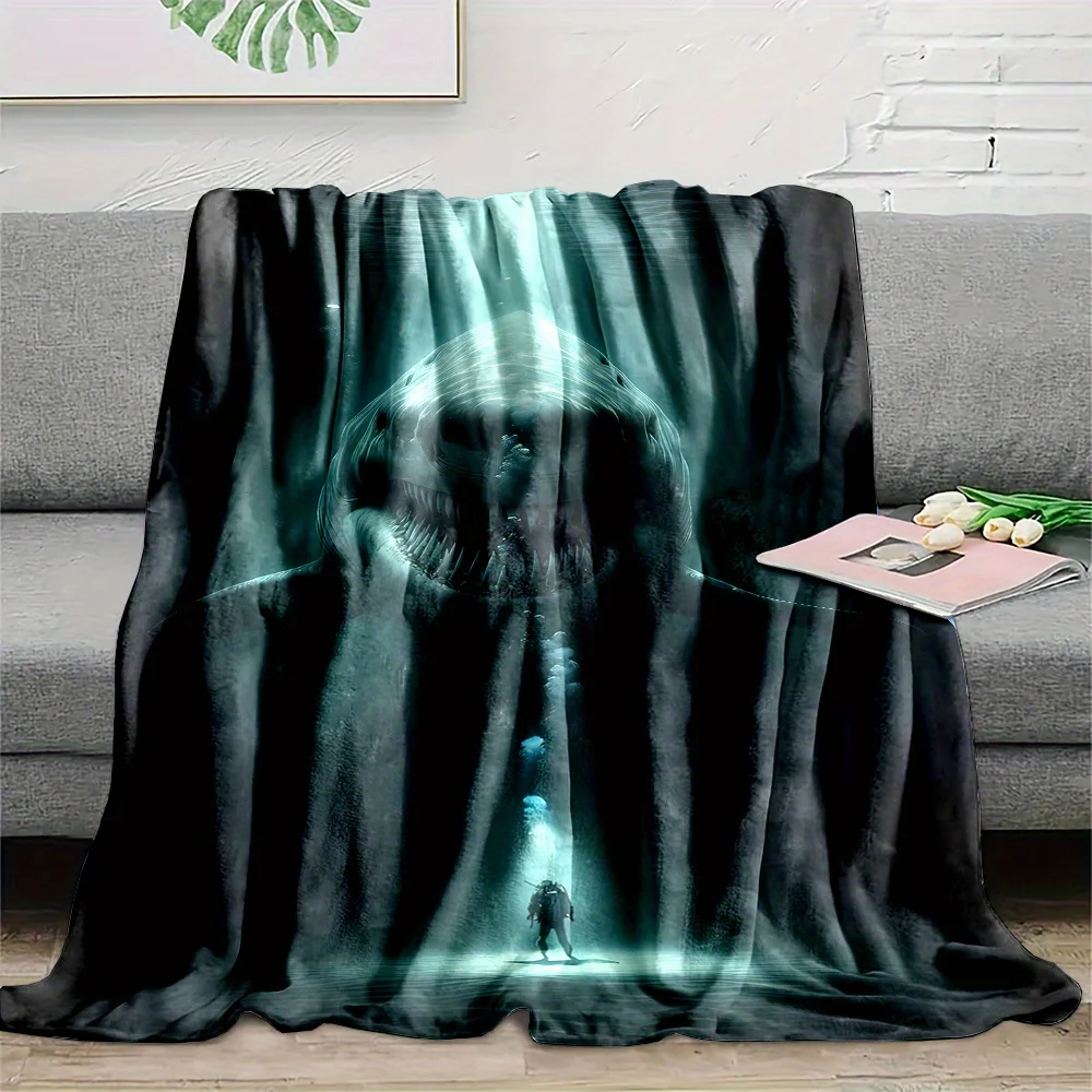 Underwater Shark Design Flannel Throw Blanket, Polyester, Digital Print Cartoon Pattern, Reversible All-Season Cover, 200-250gsm