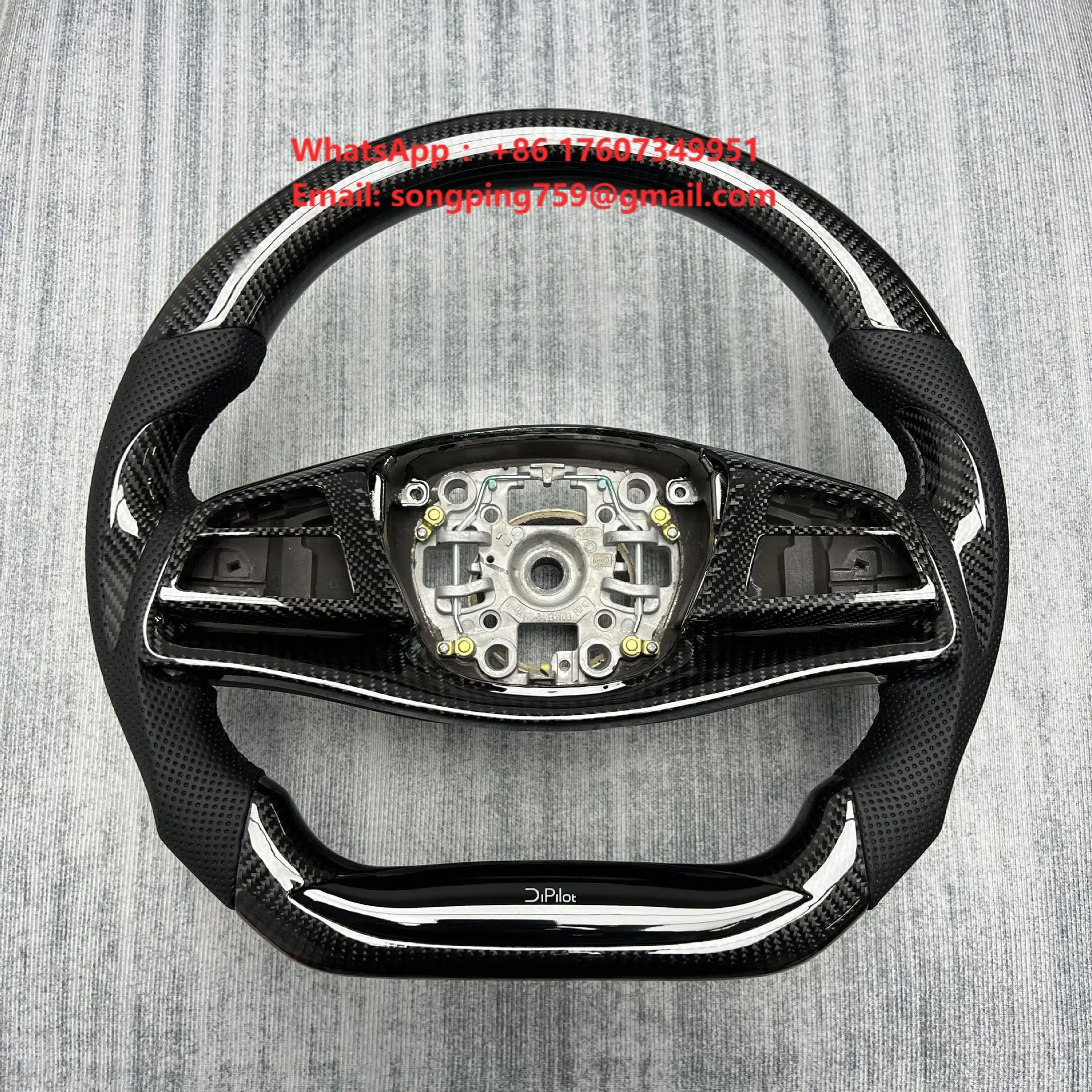 Custom Carbon Fiber Steering Wheel Fabrication for BYD Tang and Qin-Han Vehicles