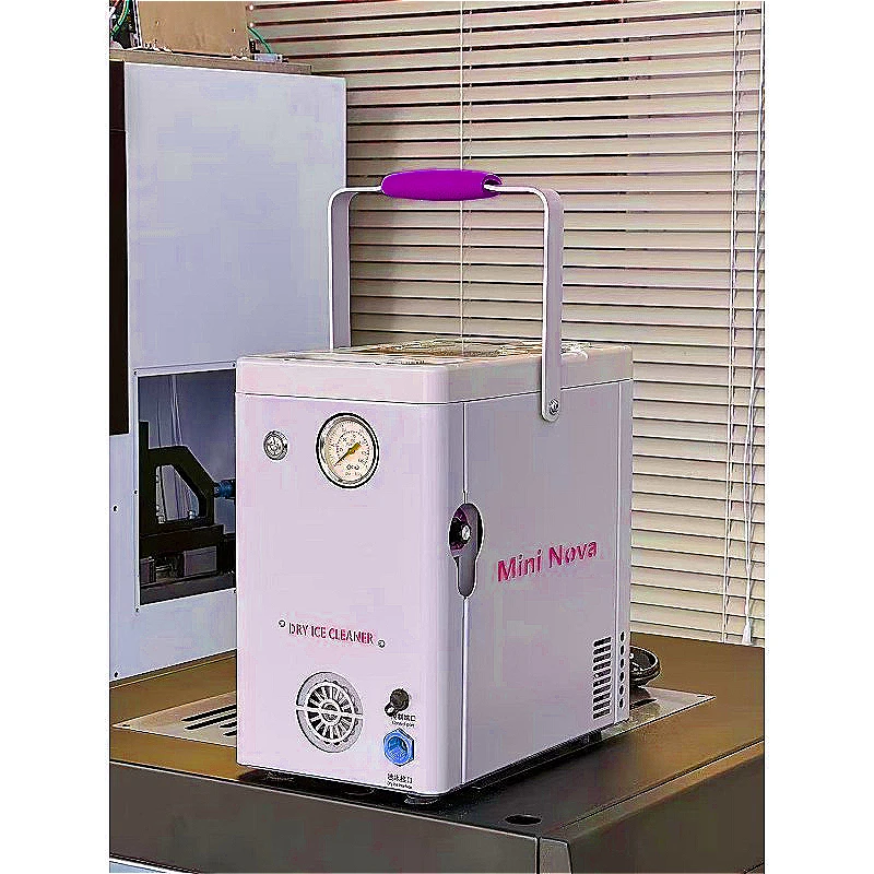 

Quality Dry Ice Cleaner Cleaning Machine Small Dry Ice Cleaning Machine Blaster Dry Ice Cleaning Car Machine Price for Poland