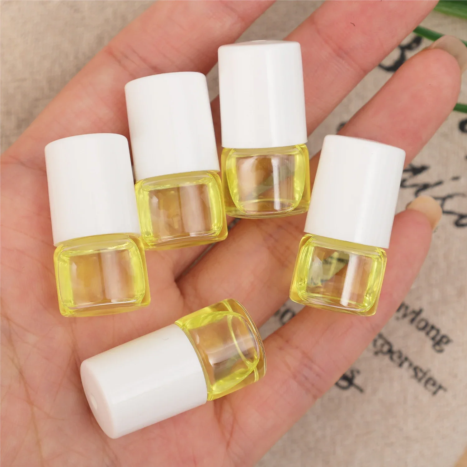 2ml Mini Nail Cuticle Oil Beauty Health Finger Edge Oil Roller Nourishment Remove Dead Skin Manicure Care Tools Nails Treatments