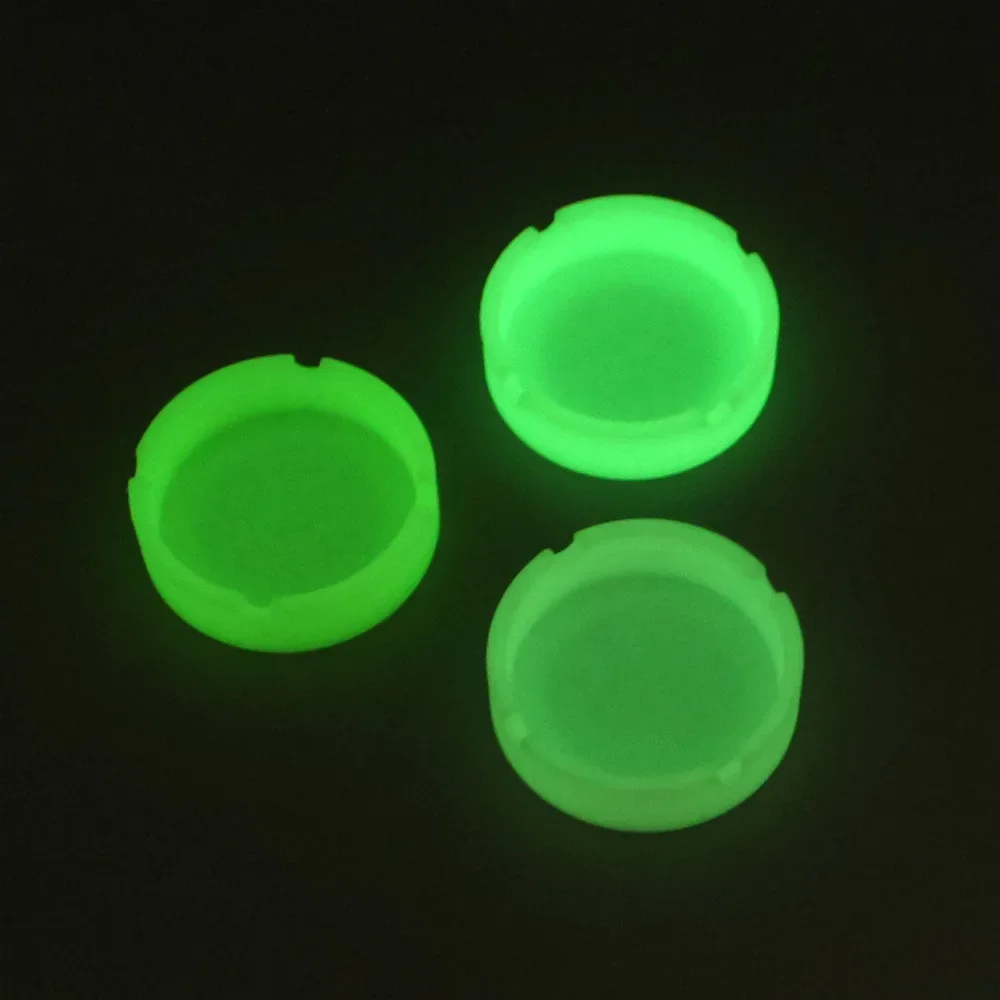 Round Luminous Silicone Ashtray for Cigarette Portable Soft Ash Tray Light in the Dark Gifr for Smoker