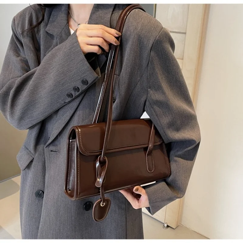 

Popular Classic High-End Leather Women's Handbag Luxury Brand Elegant Trendy Design Casual Commuter Bag​