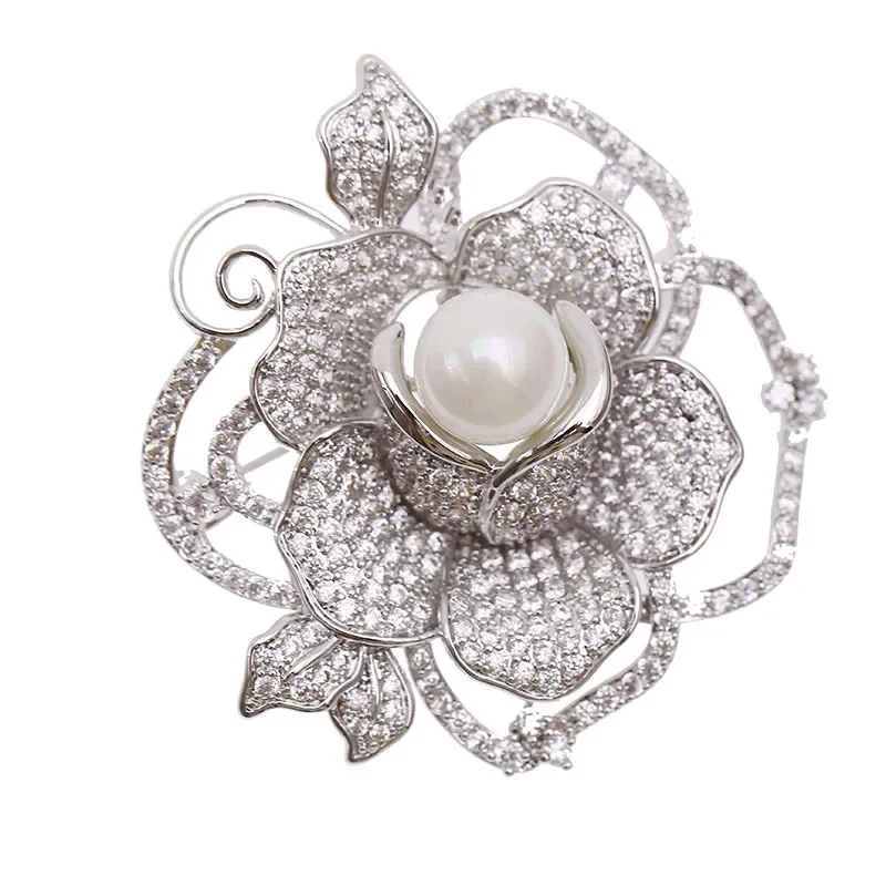 2025 new Grand autumn and winter clothing, women's overcoat, coat accessory, zircon inlaid rose camellia brooch