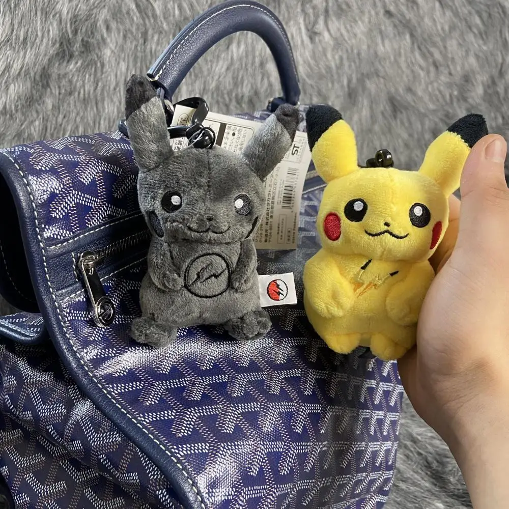 12cm Pokemon Pikachu transformar en la serie oscura muñeco de peluche colgante de felpa decoración de mochila juguete para niños periferia de animé