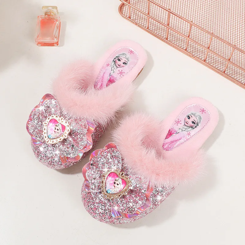 

Детские зимние плюшевые тапочки, модный новый стиль для девочек, модные домашние теплые хлопковые тапочки принцессы Эльзы на плоском каблуке с булочкой