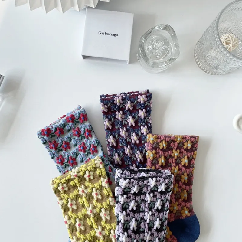 Fashion Harajuku Retro Woman Floral Vintage Jacquard Socks Novelty Ethnic Kawaii Cotton Casual Classic Ladies Girls Funny Sox