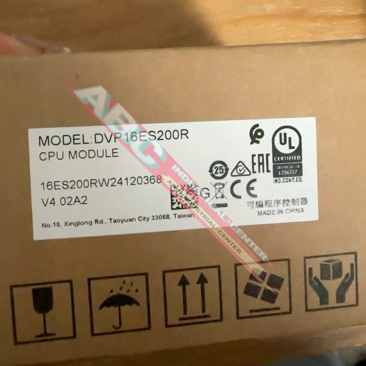 새로운 DVP16EC00T3 DVP16ES200R PLC 모듈