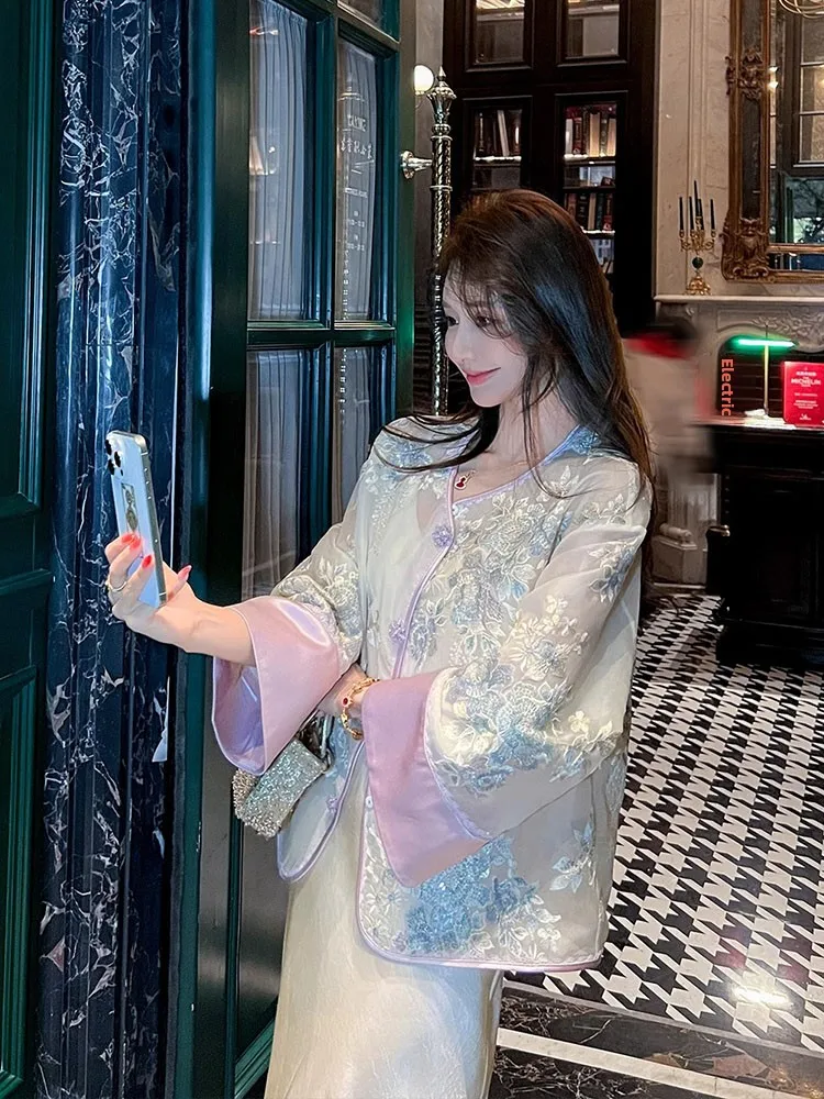 

Новый китайский шелковый джет с тяжелой вышивкой, женский весенний 2026, прозрачный загадочный топ в стиле ретро, свободный крой для поездок на работу