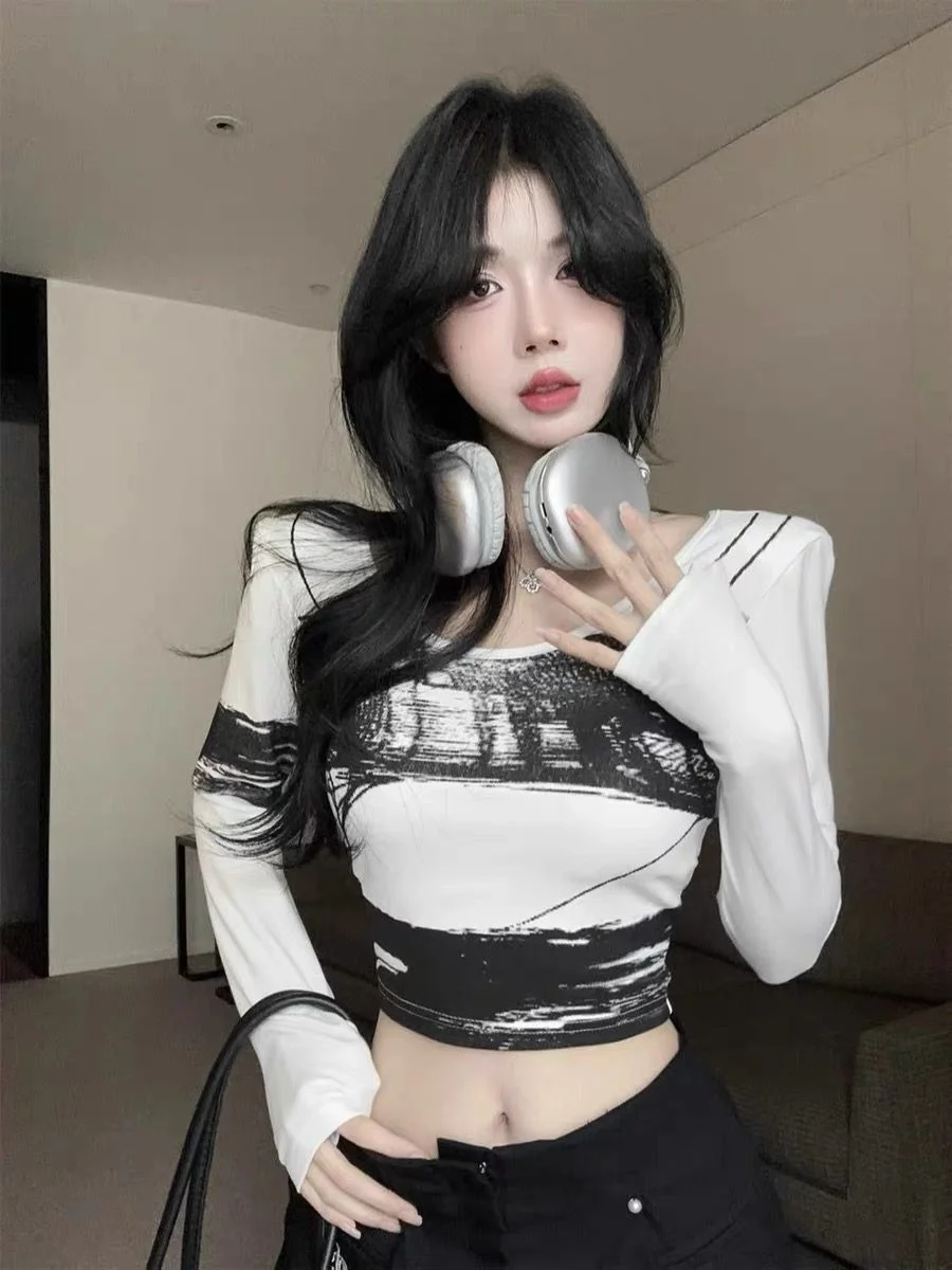 

American retro spicy girl early autumn sexy long sleeved T-shirt Y2K Harajuku style spicy girl fashion gradient women's tops emo