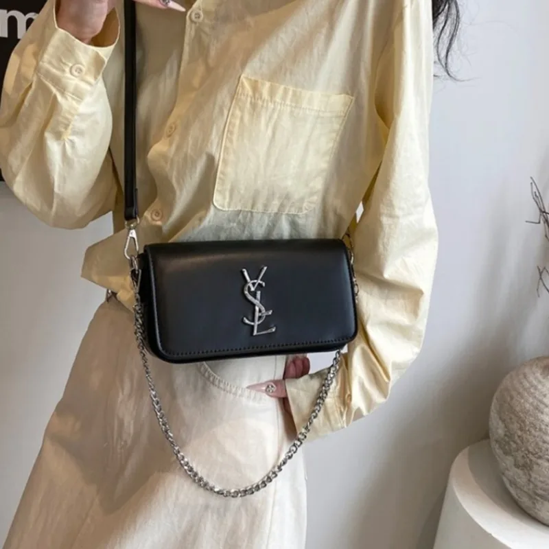 

Новая женская сумка на одно плечо с дизайном 2025, креативная и модная, идеально подходит для поездок на работу, покупок и ежедневного использования.