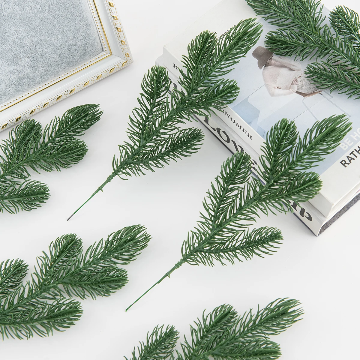 

Artificial Vase for Home Decoration, Christmas Tree Accessories, Plants, Wedding, Decorative Flowers, DIY Gifts Box, 5Pcs