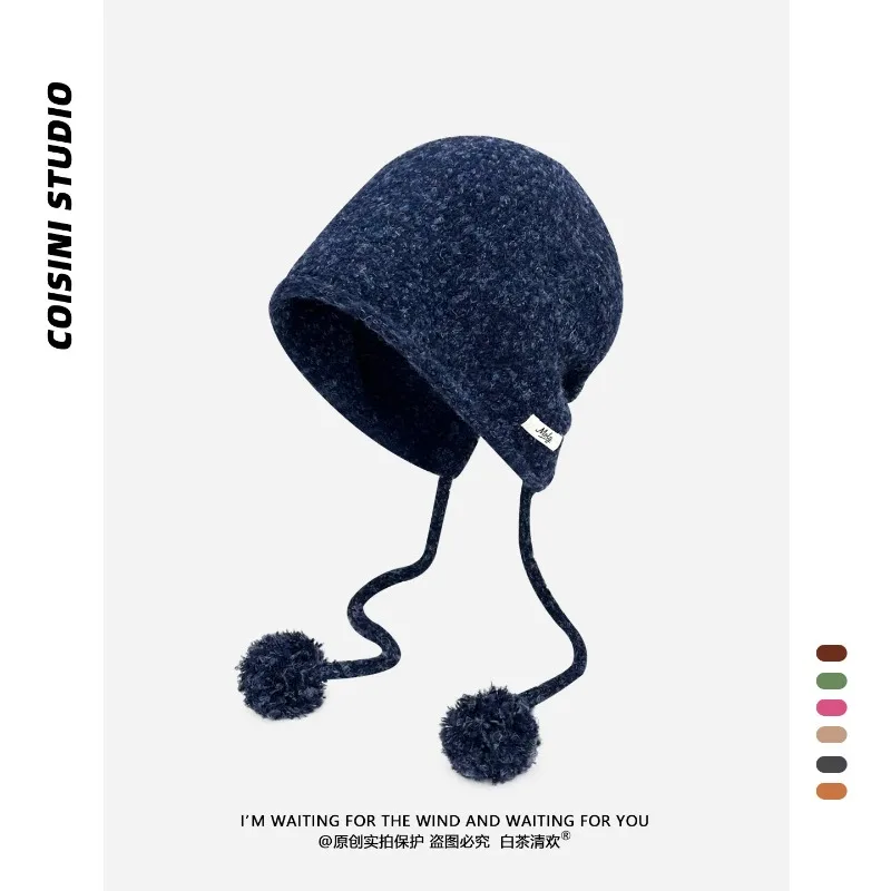 Koreanische Retro-Mütze mit gemischten Farben, Pelzbommeln und Schnürung, Ohrenschutz, warm und modisch für den Winter, Bombermütze für Damen. – Detail 4