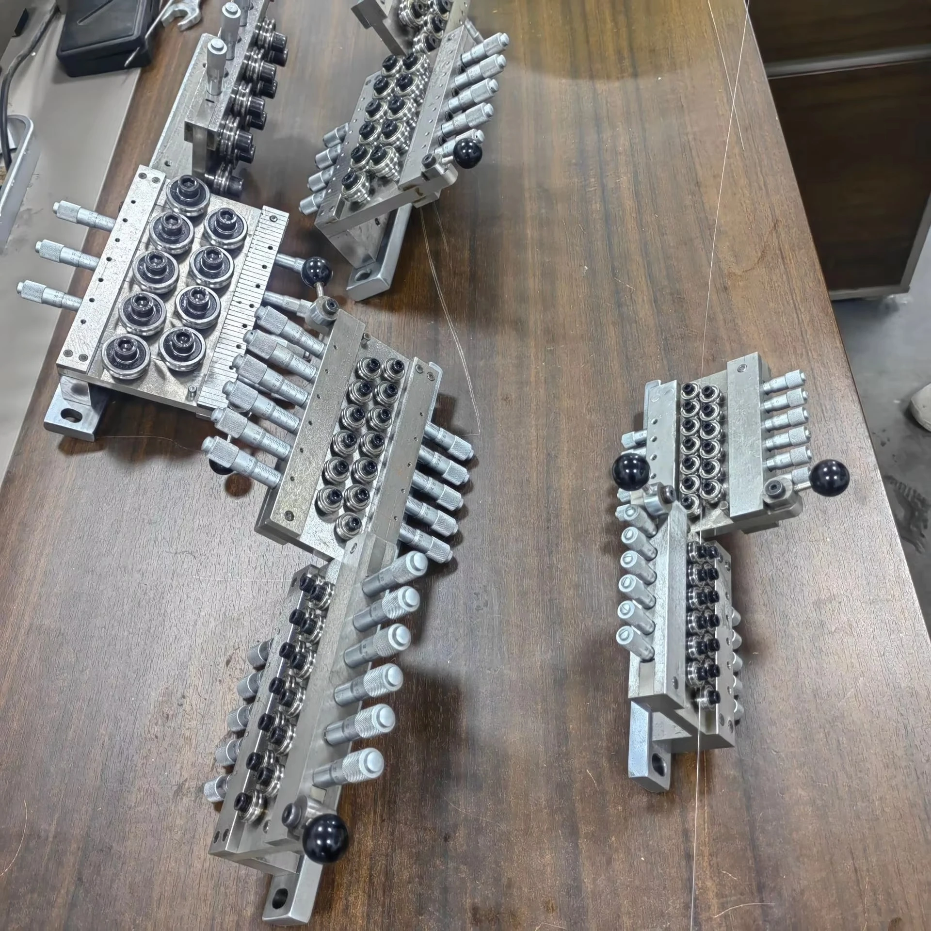 7-18 Roller Leveler 42mm OD Wire Steel Straightener In-Line Electroplating Bright Finish Machine Wire Straightener with Coiler