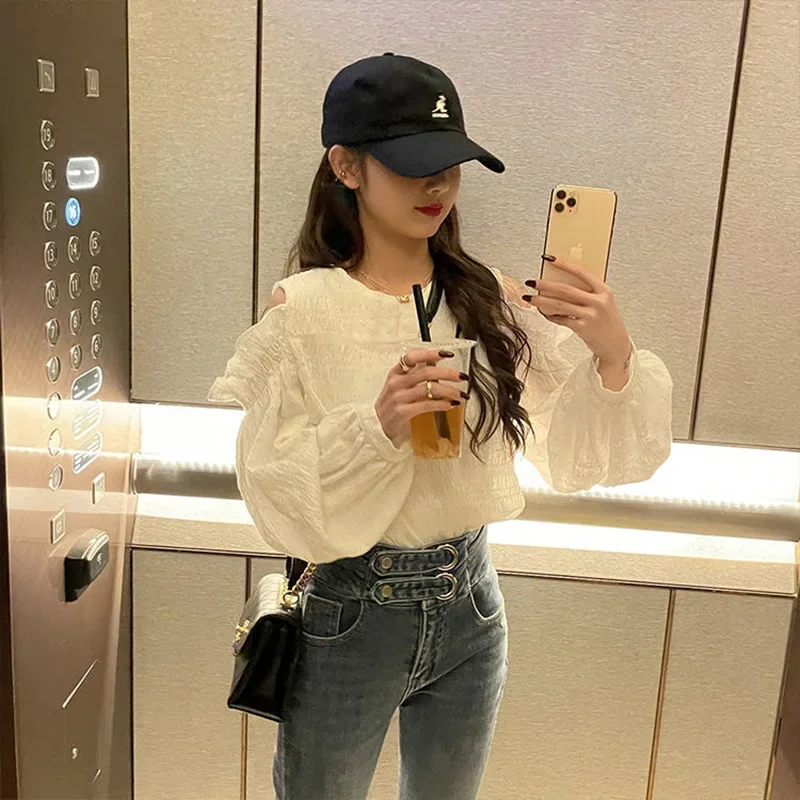 White off shoulder loose slimming long sleeves shirt for women\'s 2024 Spring Autumn new bubble sleeve Western style sweet top