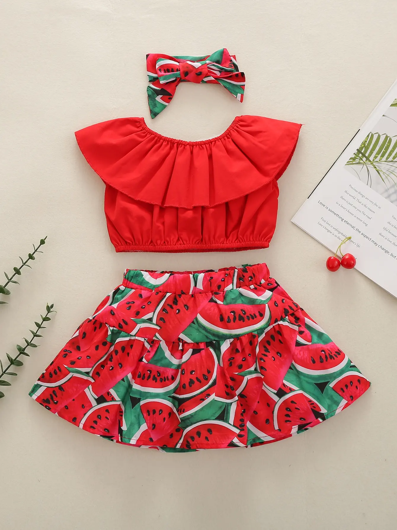 Baby summer casual, comfortable, sweet and lovely suit skirt