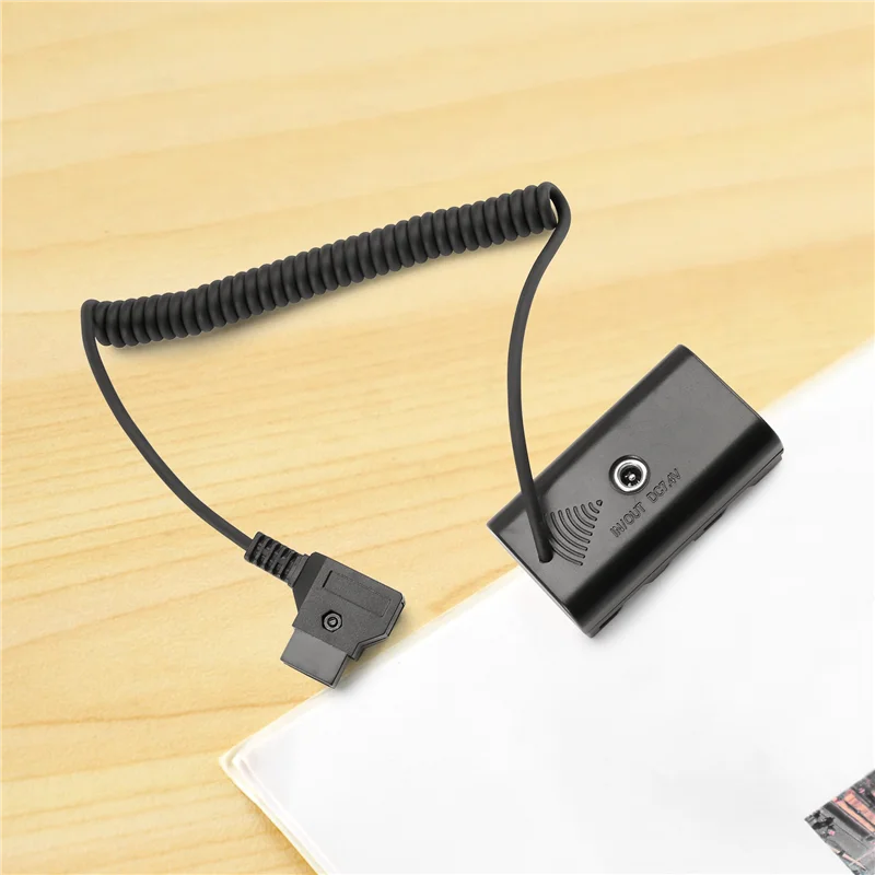 Cavo adattatore di alimentazione per connettore D-Tap a NP-F batteria fittizia per NP F550 F570 F770 NP F970