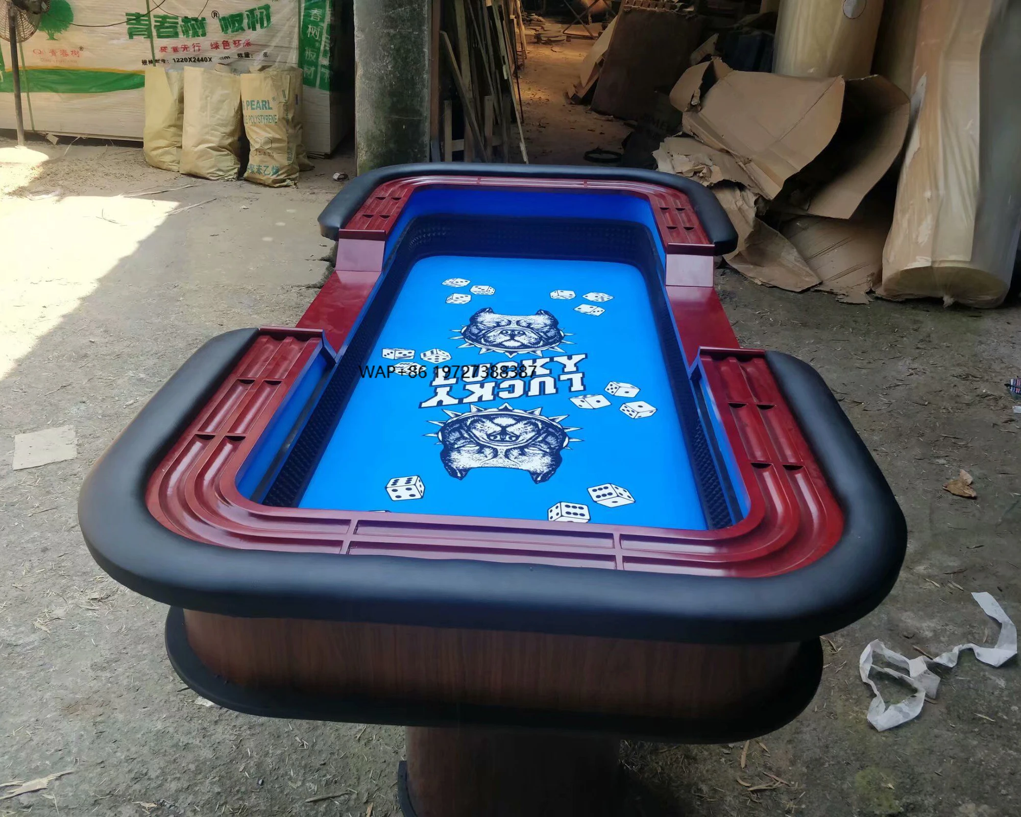 

Стол для игры в крэпс профессионального качества